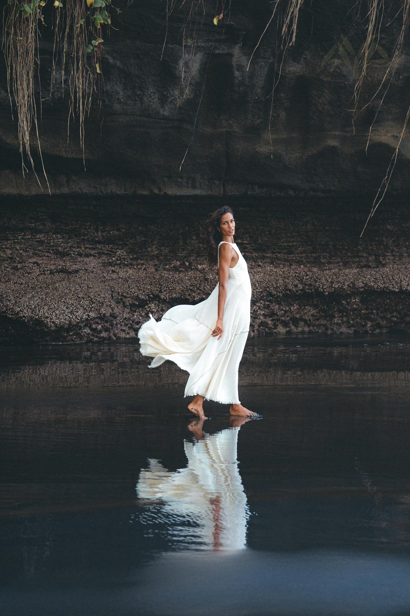 Timeless and Feminine Off White A-Line Gown, Perfect for Boho Brides