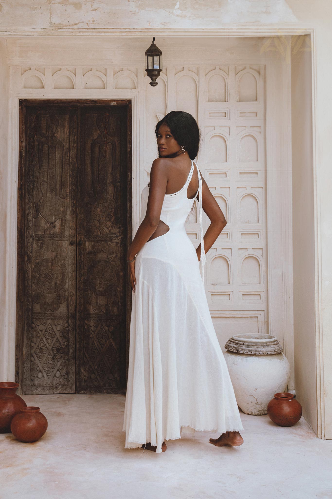 Bohemian Off White Dress with Open Side and One Shoulder - Macrame Toga Design with Adjustable Straps, Made of Organic Cotton.