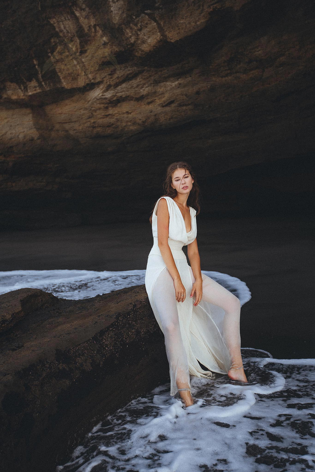This romper is perfect for any woman who wants to feel stylish and comfortable at the same time. The peace silk and cotton material is light and airy, making it perfect for warm weather.