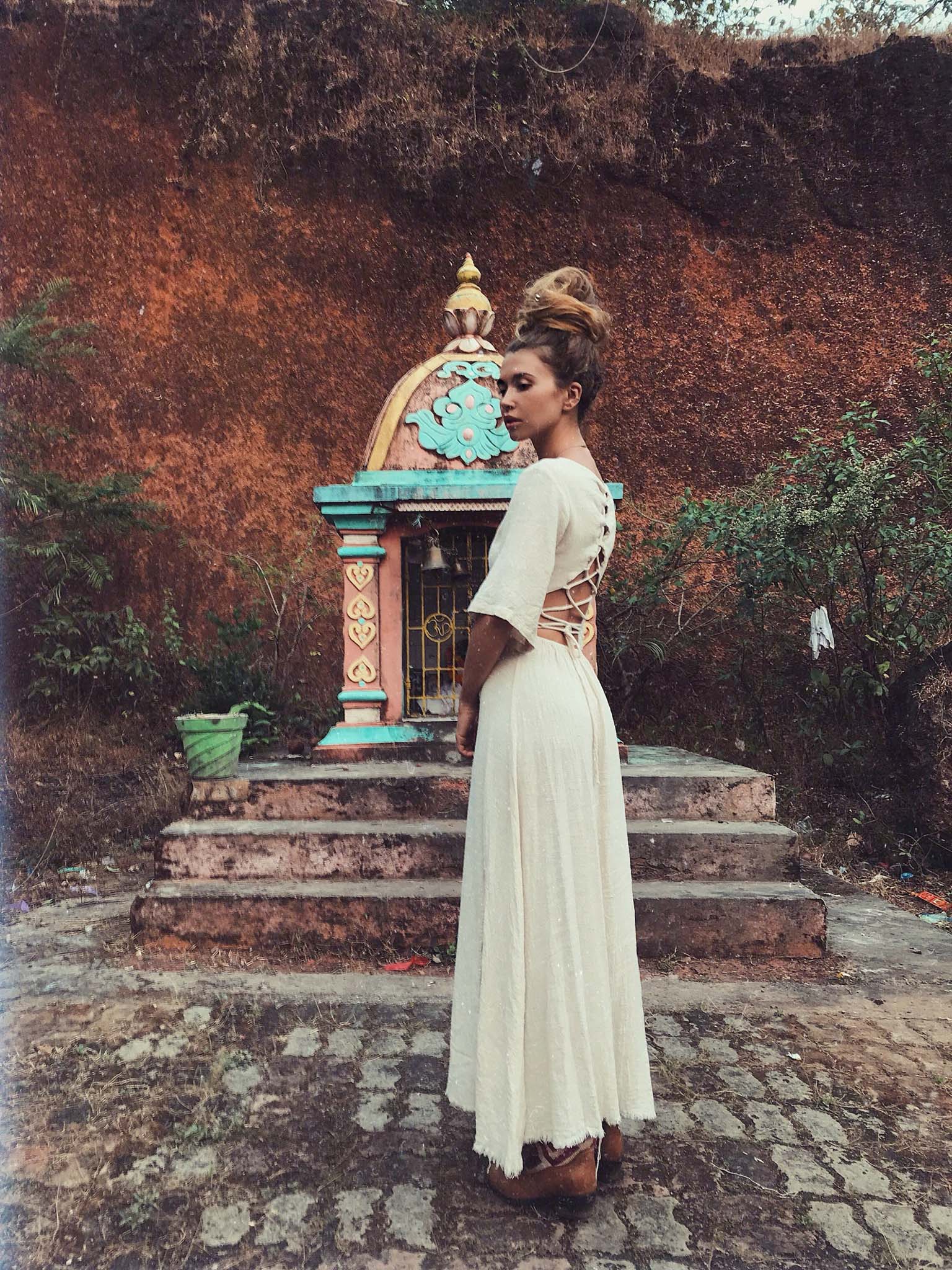 Boho Simple Wedding Dress "Cristal de Floresta" - AYA Sacred Wear