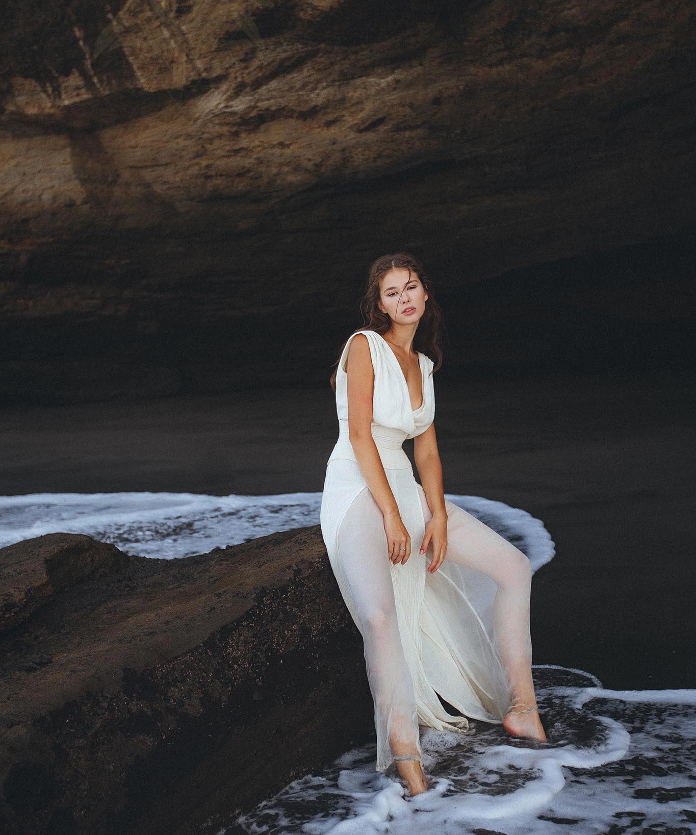 This romper is perfect for any woman who wants to feel stylish and comfortable at the same time. The peace silk and cotton material is light and airy, making it perfect for warm weather.