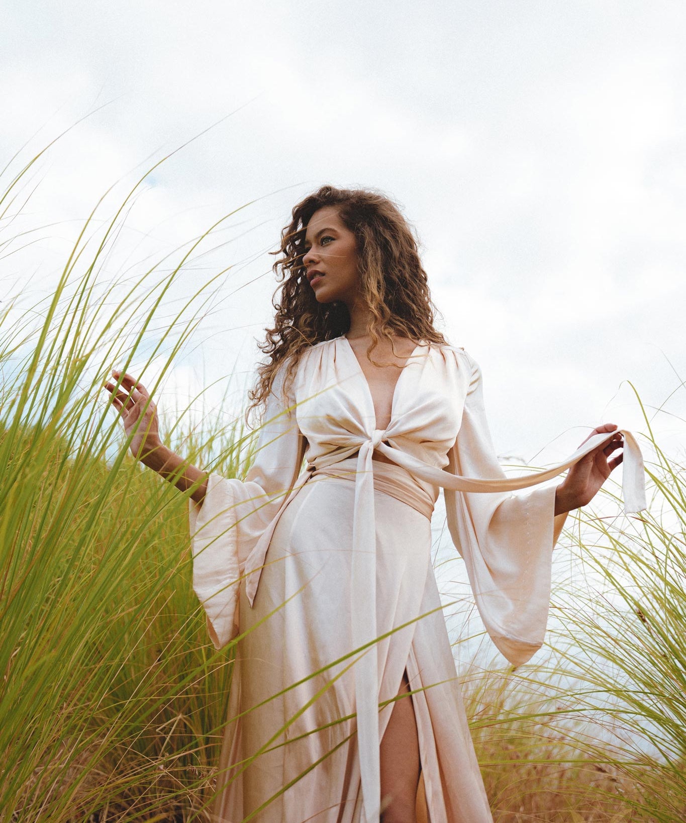 Dusty Pink & Cream Blouse - Embrace femininity with this beautiful long-sleeved crop top.