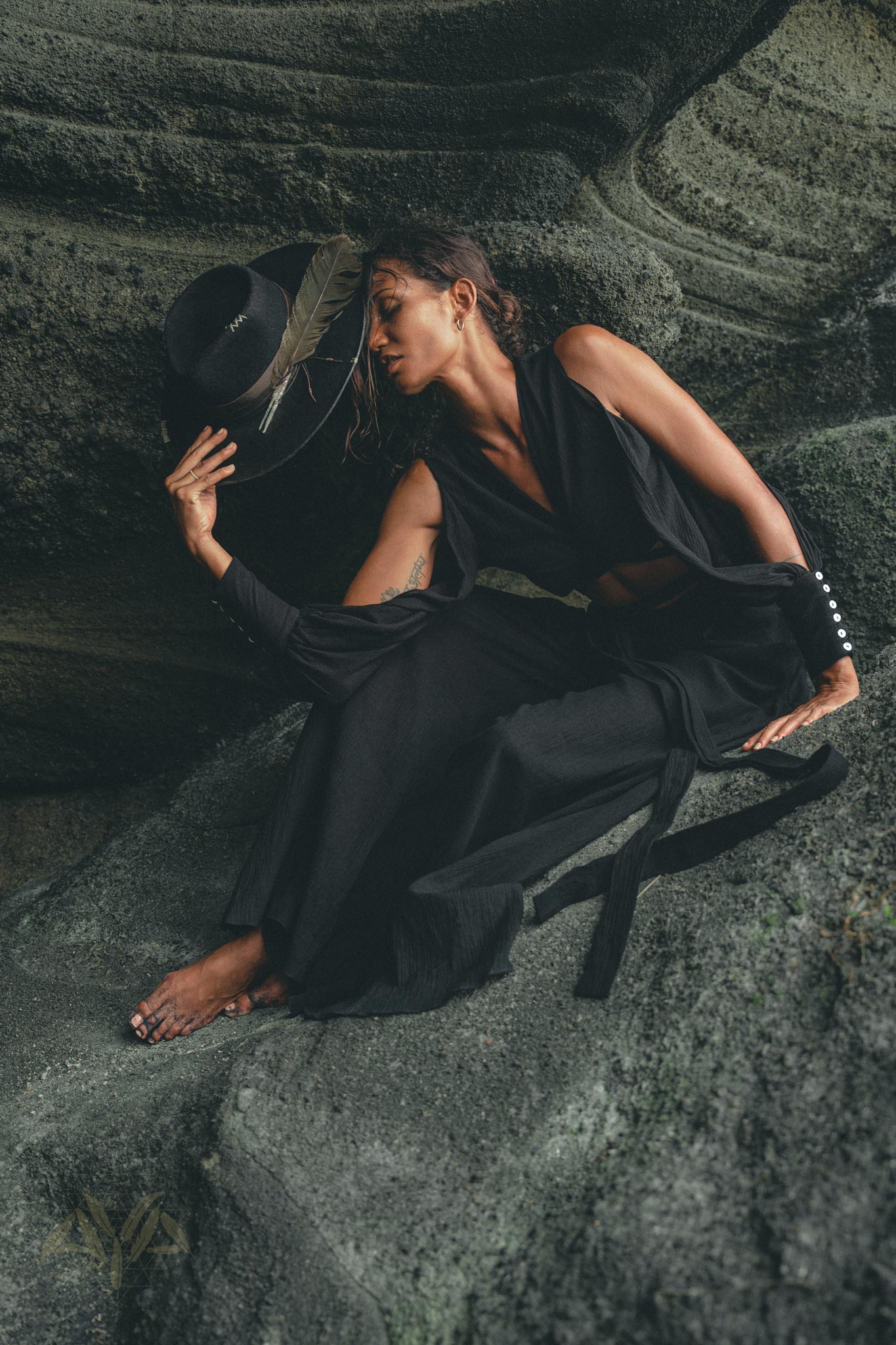 Black Open Shoulders set • Boho Crop Top and Pants • Goth Adjustable Set - AYA Sacred Wear