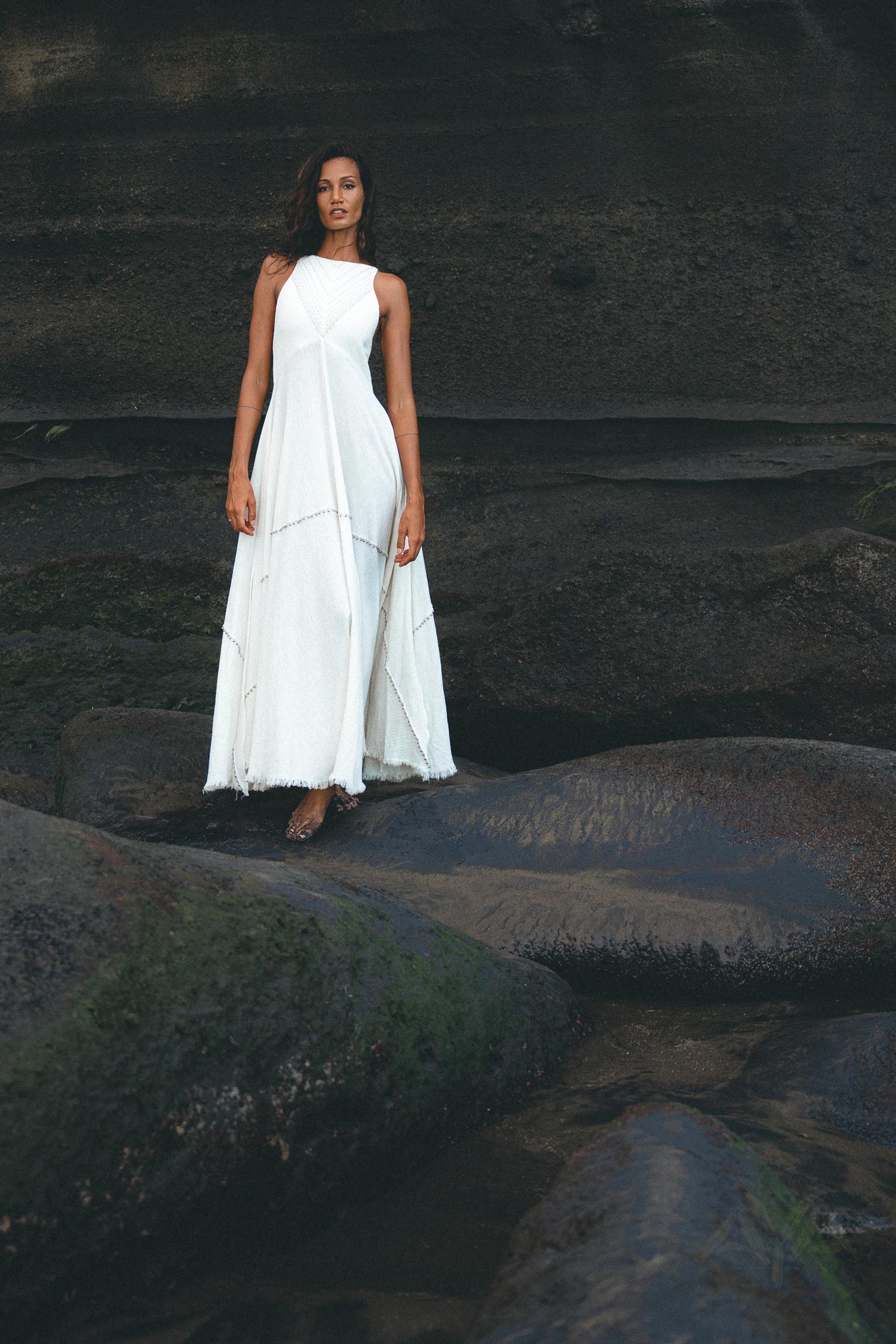 Dreamy Simple Wedding Dress, Pure Elegance for a Truly Special Occasion
