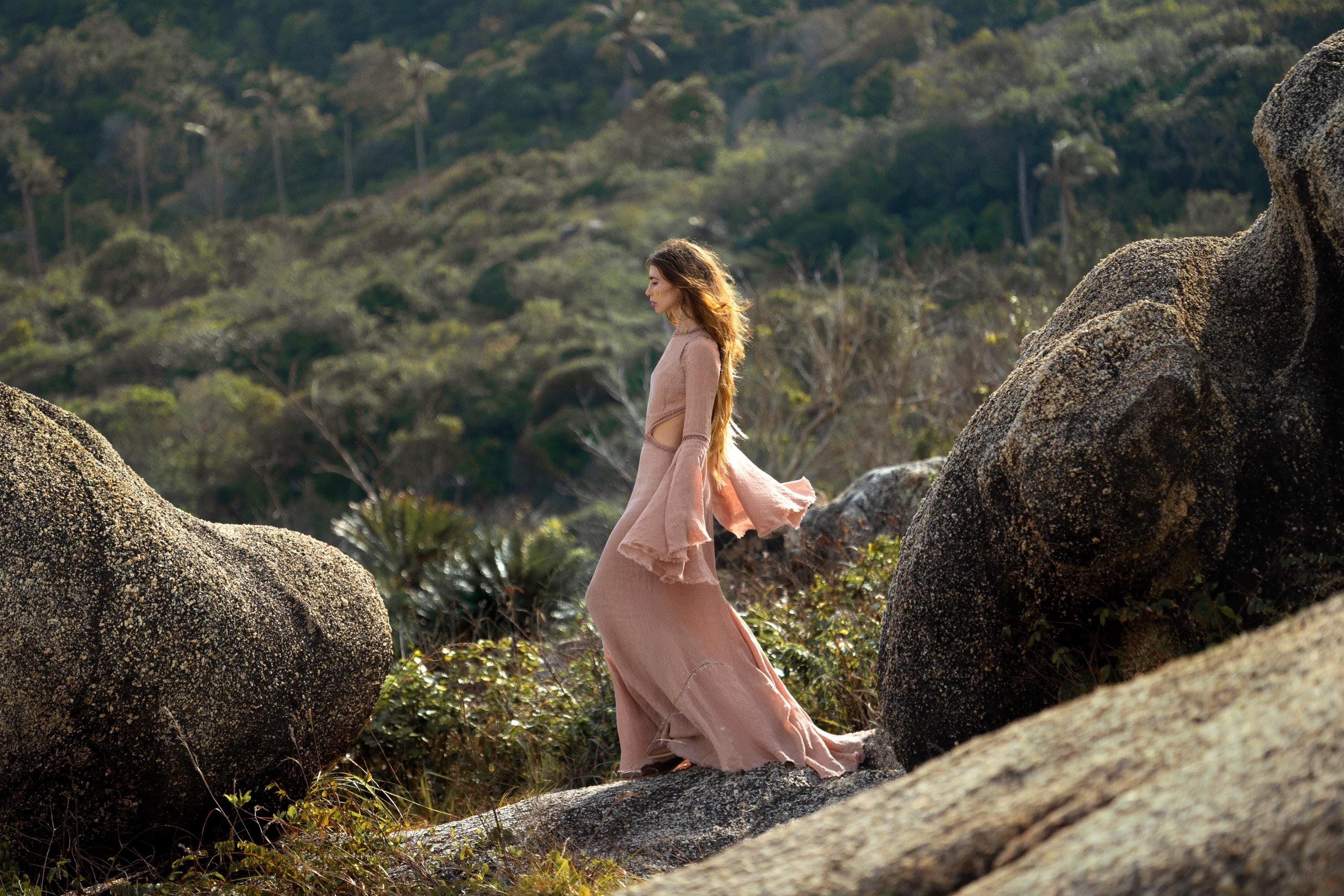 New Mandara Linen Maxi Dress Desert Rose Clay , Long Sleeve Backless - Photo 12