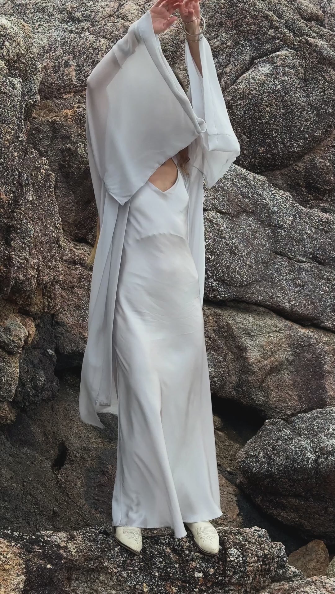 Silk Chiffon Kimono Mist Blue WCRN 005 NBL — movement video