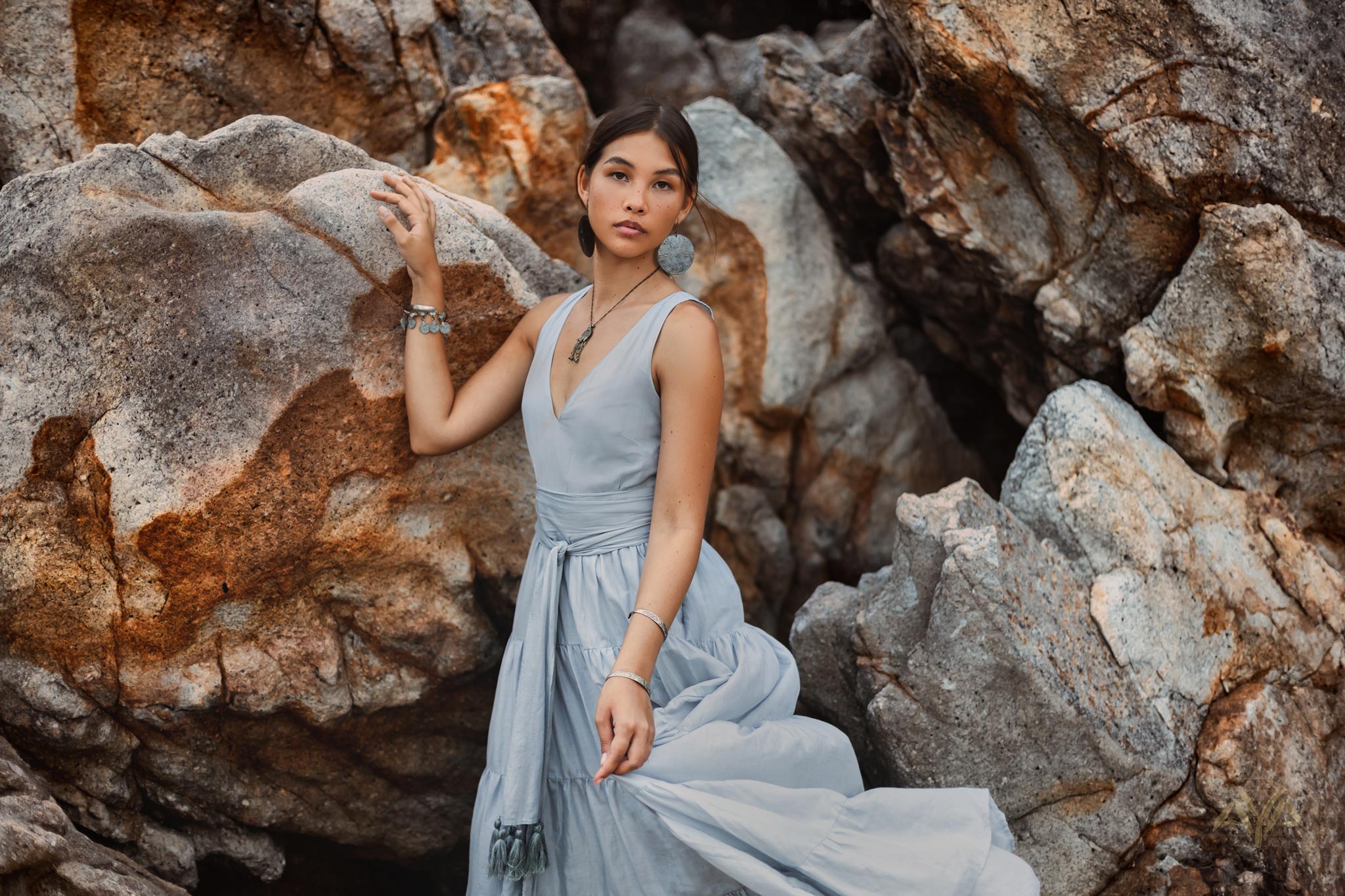 This dress is perfect for any bride who wants a modern and contemporary look for her wedding day