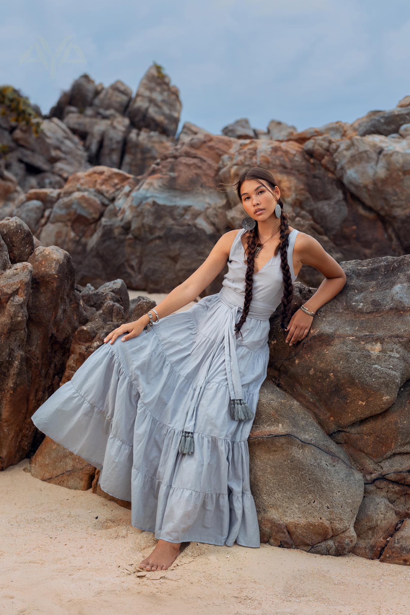 This sacred wear is perfect for any woman who wants to feel beautiful and special on her wedding day