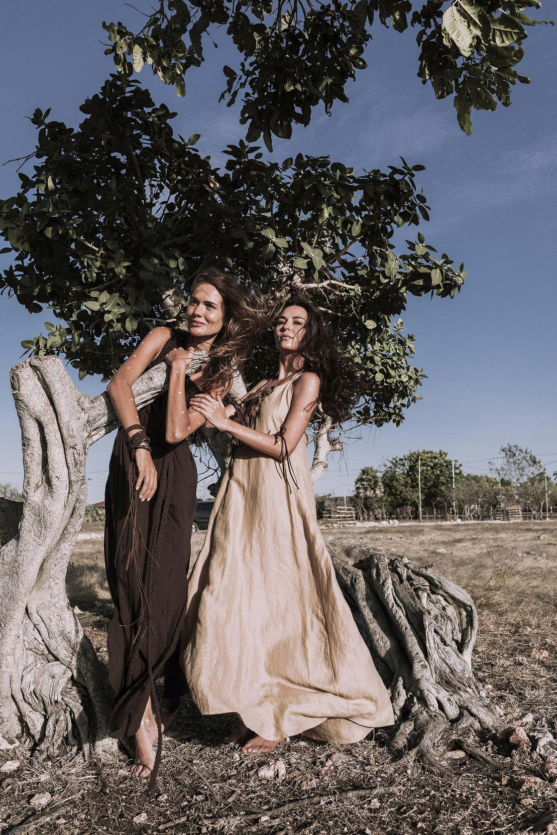 https://aya.eco/cdn/shop/products/beige_linen_boho_slip_braidesmaids_dress_by_aya_sacred_wear_8_1120x1664.jpg?v=1618132522