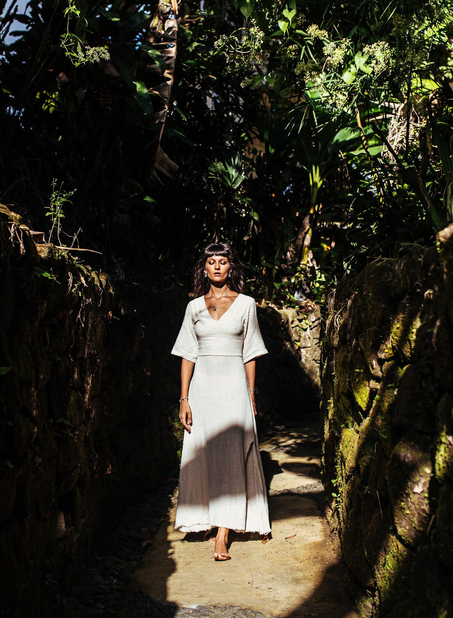 Boho Simple Wedding Dress "Cristal de Floresta" - AYA Sacred Wear