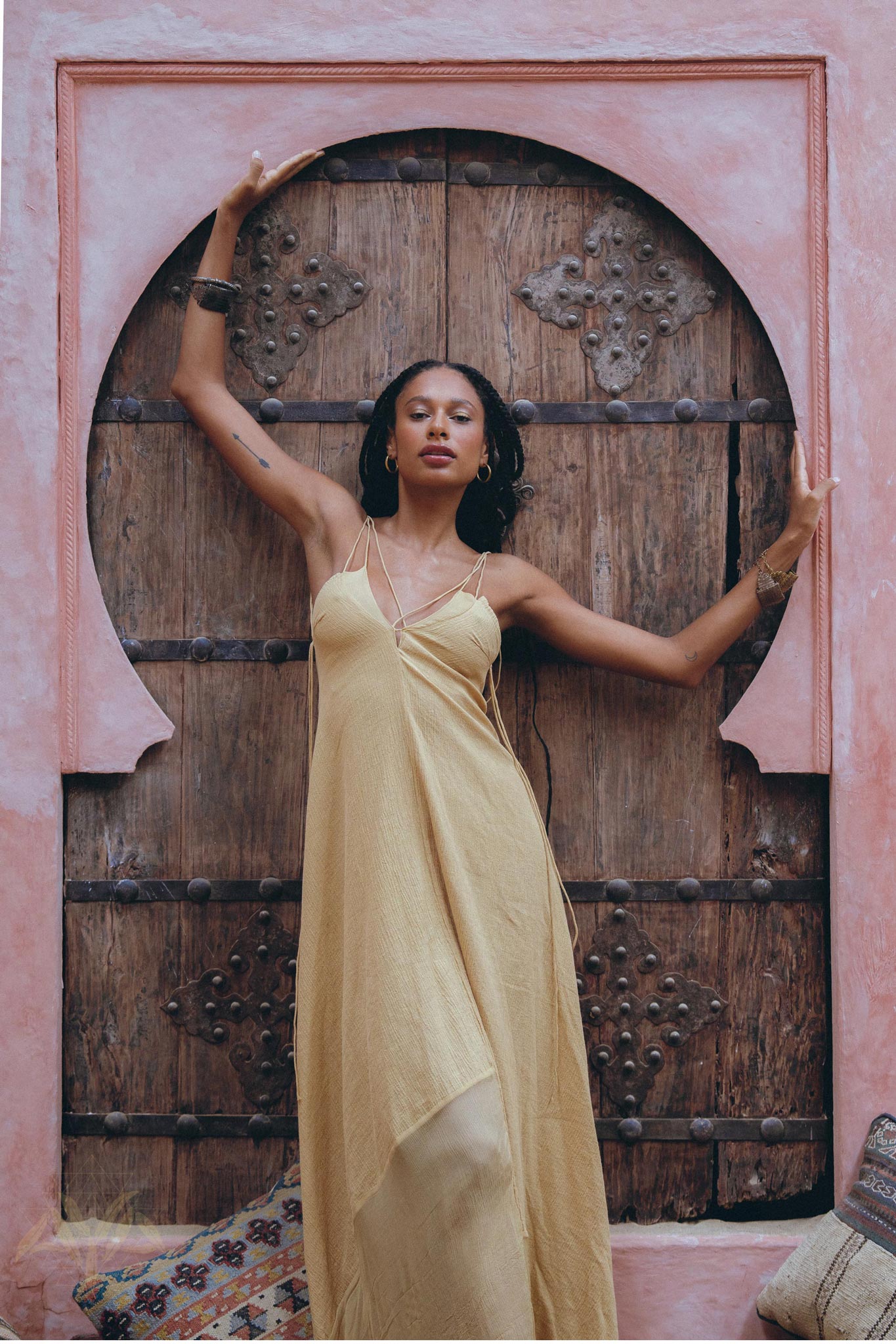 Be fashionable in the powder yellow dress from Aya Sacred Wear.